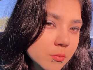 camwhore shaved pussy MaoEkstrum