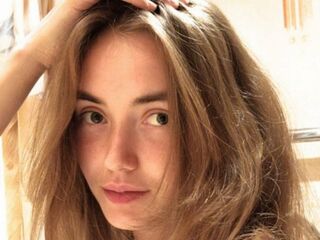 fingering camgirl picture MargotMcerlean