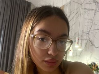 cam girl showing pussy MarianaPollack