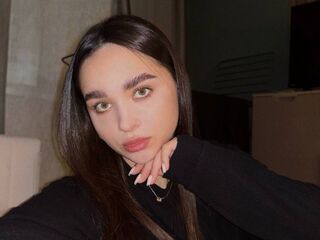 camslut topless MaryBlloom