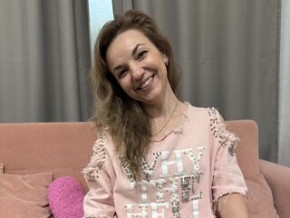 cam girl masturbating with vibrator MaryanaWinsor