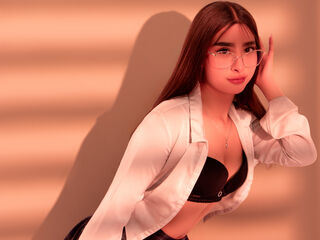 naked camgirl picture MelanyBloom