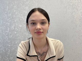 free web cam chat MiaLifa