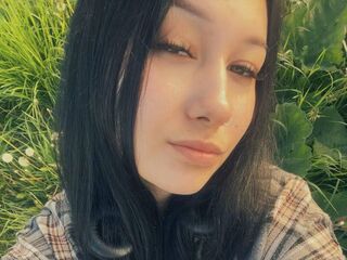 closeup MiaSolberg