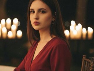 cam strip tease MichelineQuicksa