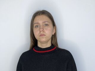 hot camhooker MiriamWhitener