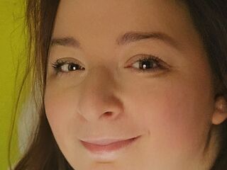 girl topless Mollige