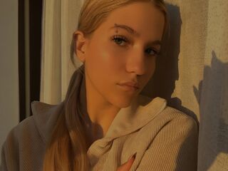 flirt chat room NicoleOrtiz