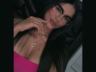 masturbating PamelaEvanz