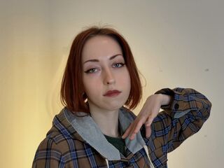 naked camgirl fingering pussy PameliaFavreau