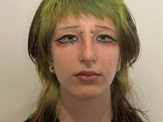 webcam pic PiaBraden