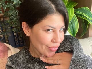 hot cam girl masturbating with dildo RebeccaLuxy