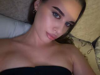 cam girl sexchat RhiannonJumper