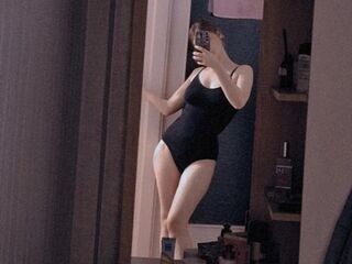 nude cam girl photo RinaAlmons