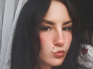 fingering girl cam picture SadeLanden