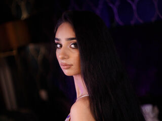 camgirl video chat room SaraJanee
