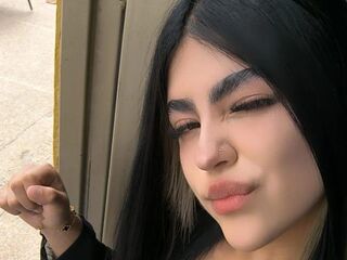 free webcam chat room SarahWillow