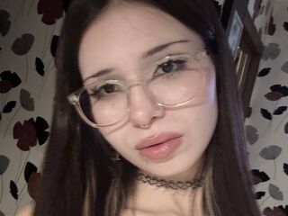 naked girl with webcam ShennaUmali
