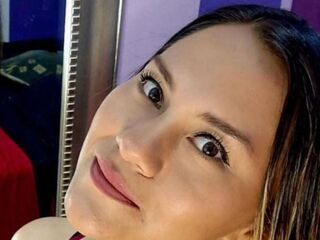 masturbating webcam girl SilvanaArdiente