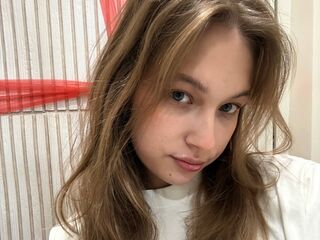 naked girl with cam masturbating SimoneBotellio