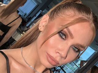 Kinky webcam TawnyaCarwell