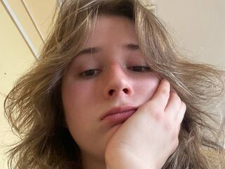 fingering cam girl TessTelles