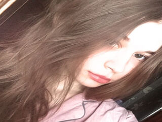 beautiful camgirl TinishaDubbert