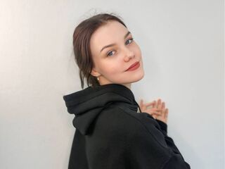 camgirl chat room ToraMendiaz