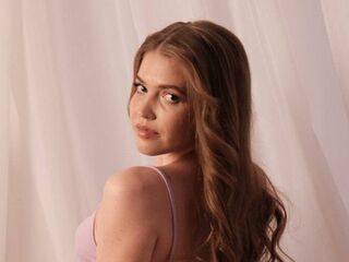 hot webcam slut TowandaFerard