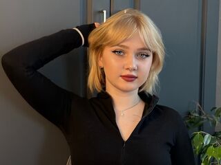 sex show UdelaGoodhart