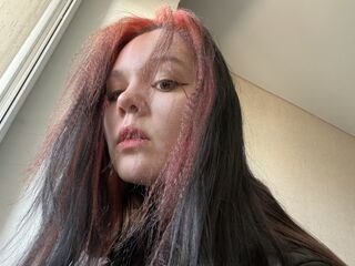 naked camgirl masturbating with vibrator ViellaRosewood