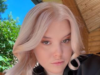 naked cam girl masturbating with sextoy ViolaBunny