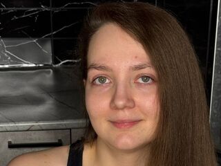 naughty camgirl masturbating with vibrator YaelSestoso