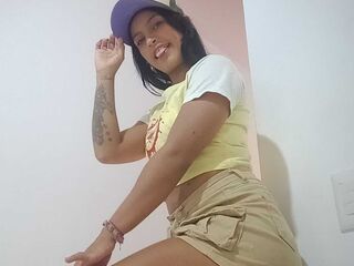 naked camgirl gallery YuliFernanda