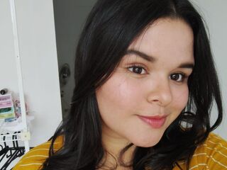naughty camgirl masturbating with vibrator ZamantaPalmer