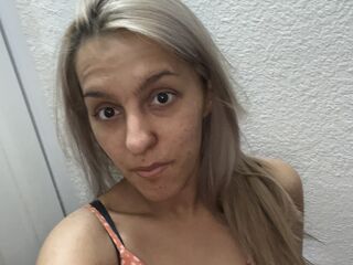 girl cam free lizzielizzie